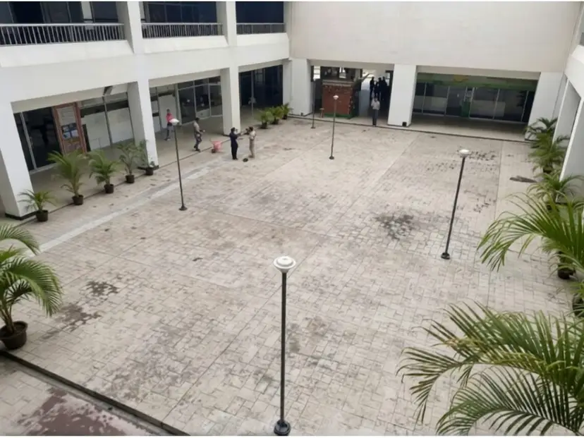 Alquiler Local Comercial 694m2 y Altura 5,40 mts los Chaguaramos