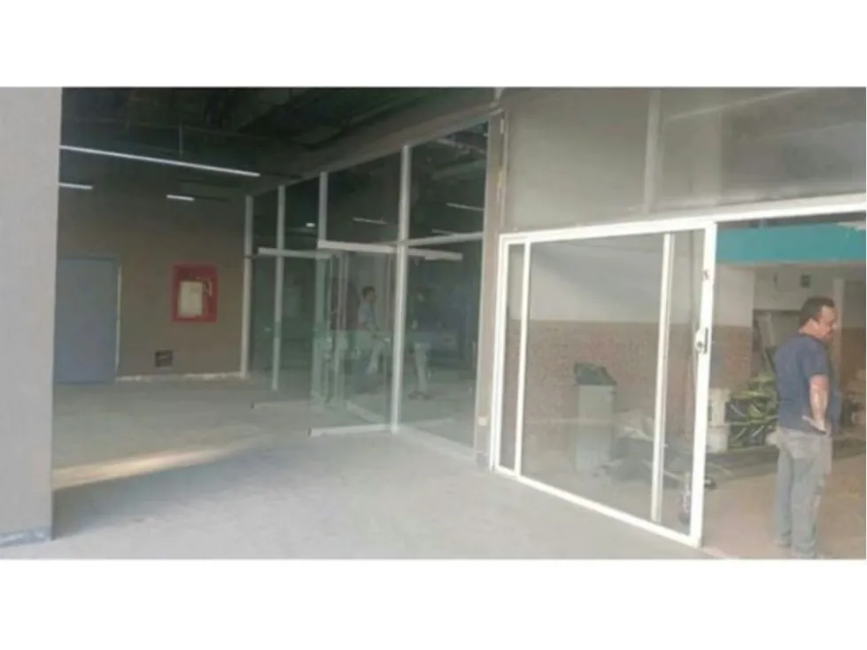 Alquiler Local Comercial 694m2 y Altura 5,40 mts los Chaguaramos - 3