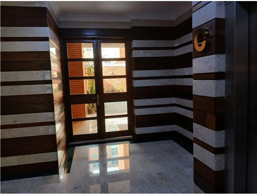 Vendo apartamento 285m2, 4H/5B/4E, MALETERO, URB Campo Alegre7758 - 2