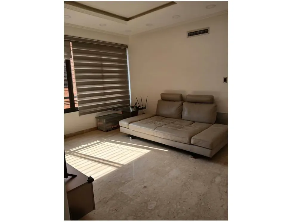 Vendo apartamento 285m2, 4H/5B/4E, MALETERO, URB Campo Alegre7758 - 23