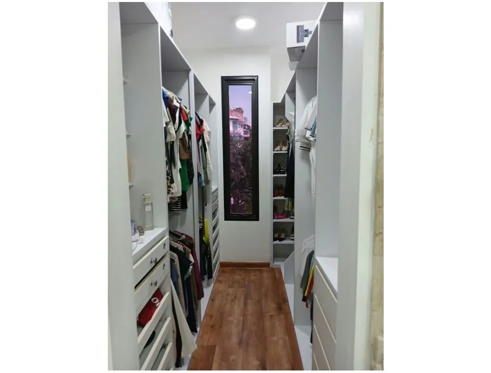 Vendo apartamento 285m2, 4H/5B/4E, MALETERO, URB Campo Alegre7758 - 27