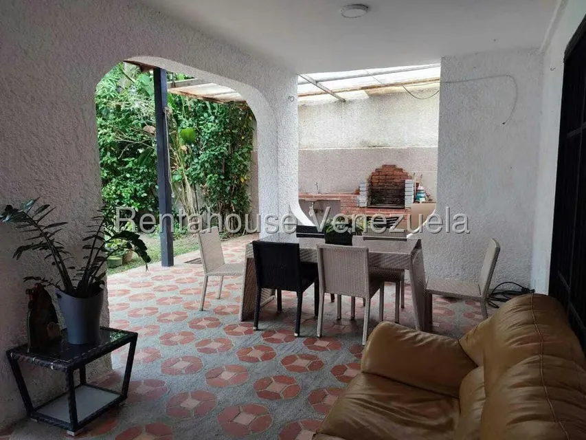 Casa (Duplex) en Venta en Colinas de Bello Monte, Distrito Metropolitano - 16