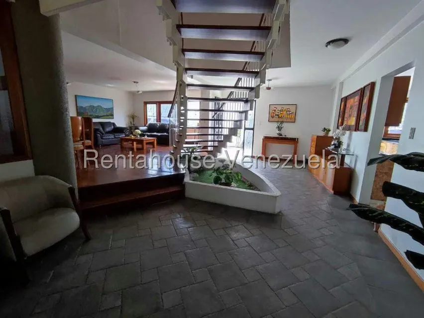 Casa (Duplex) en Venta en Colinas de Bello Monte, Distrito Metropolitano - 25