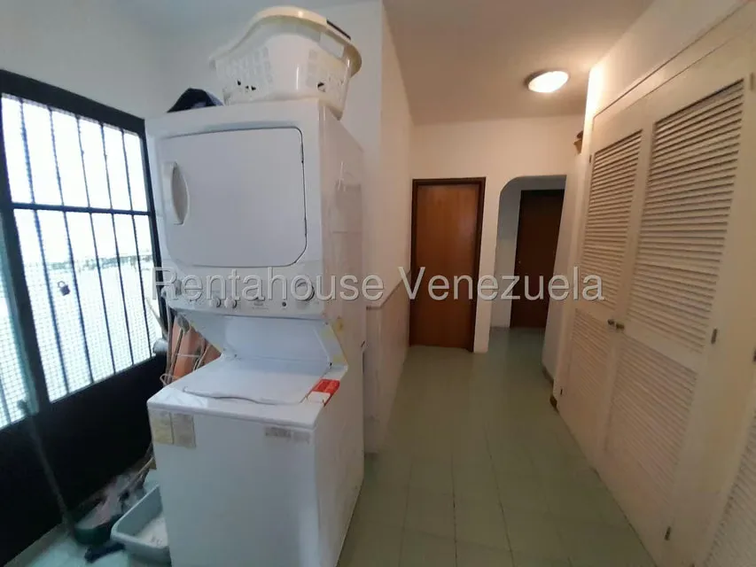 Casa (Duplex) en Venta en Colinas de Bello Monte, Distrito Metropolitano - 32