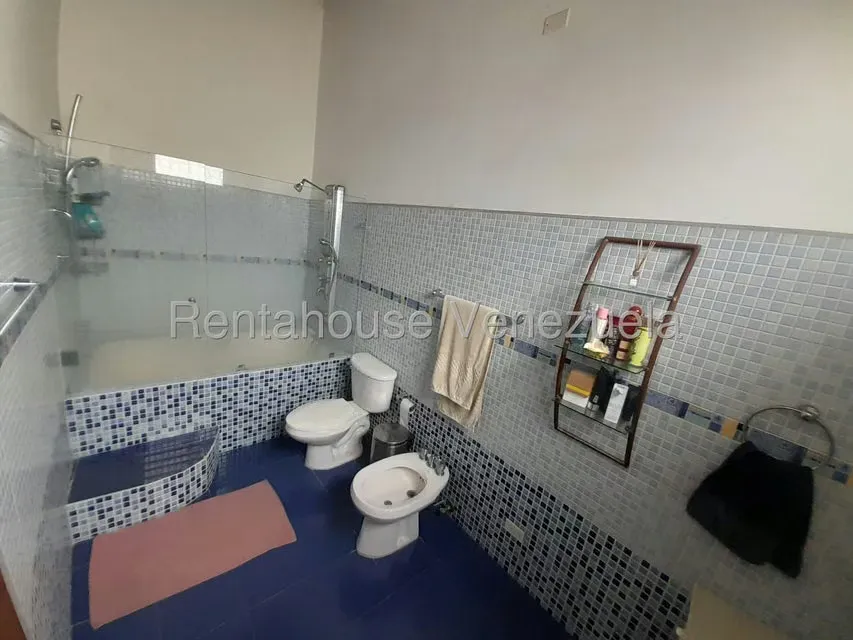 Casa (Duplex) en Venta en Colinas de Bello Monte, Distrito Metropolitano - 43