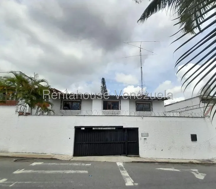 Casa (Duplex) en Venta en Colinas de Bello Monte, Distrito Metropolitano - 55