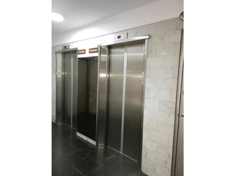 Oficina en venta y alquiler 41m², Sabana Grande - 6