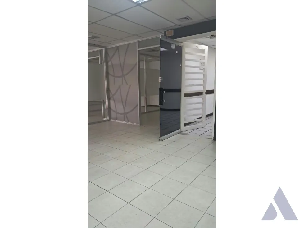 Alquilo oficina c/ terraza 150m2 Los Palos Grandes 4431 - 3
