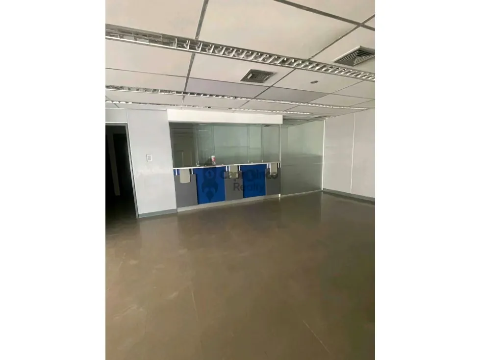 Se Alquila local en Guacara de 300m2 - 11