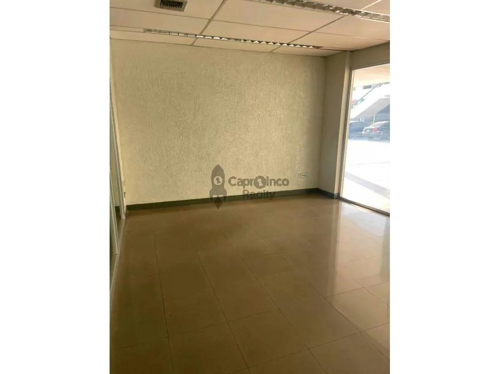 Se Alquila local en Guacara de 300m2 - 16