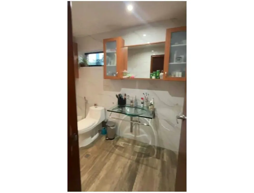 Se vende casa 678m2 Prados del Este 9863 - 14