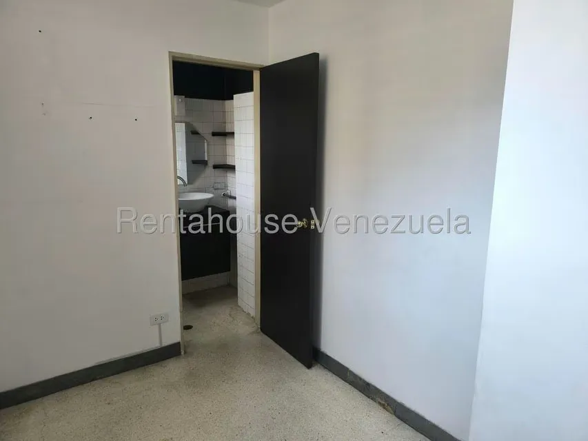 Apartamento (1 Nivel) en Venta en La Florida, Distrito Metropolitano - 14