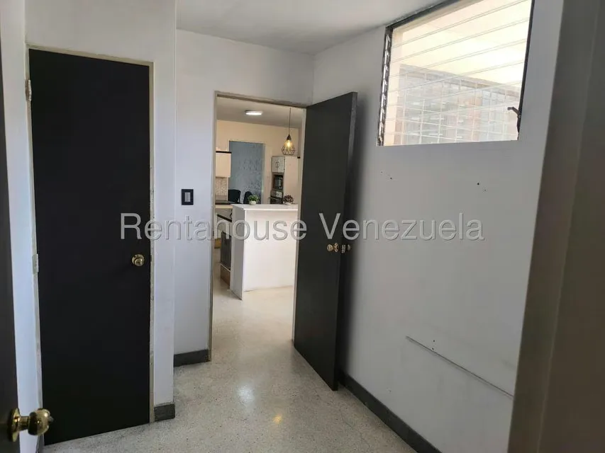 Apartamento (1 Nivel) en Venta en La Florida, Distrito Metropolitano - 16