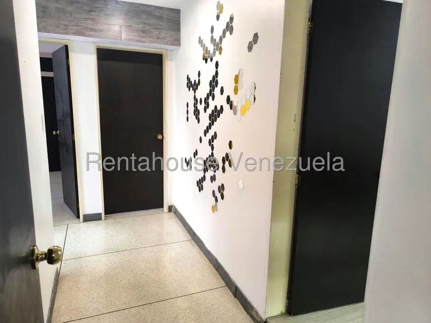 Apartamento (1 Nivel) en Venta en La Florida, Distrito Metropolitano - 17