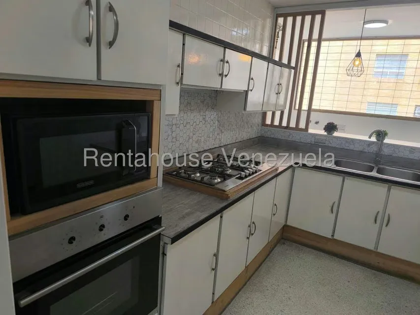 Apartamento (1 Nivel) en Venta en La Florida, Distrito Metropolitano - 10