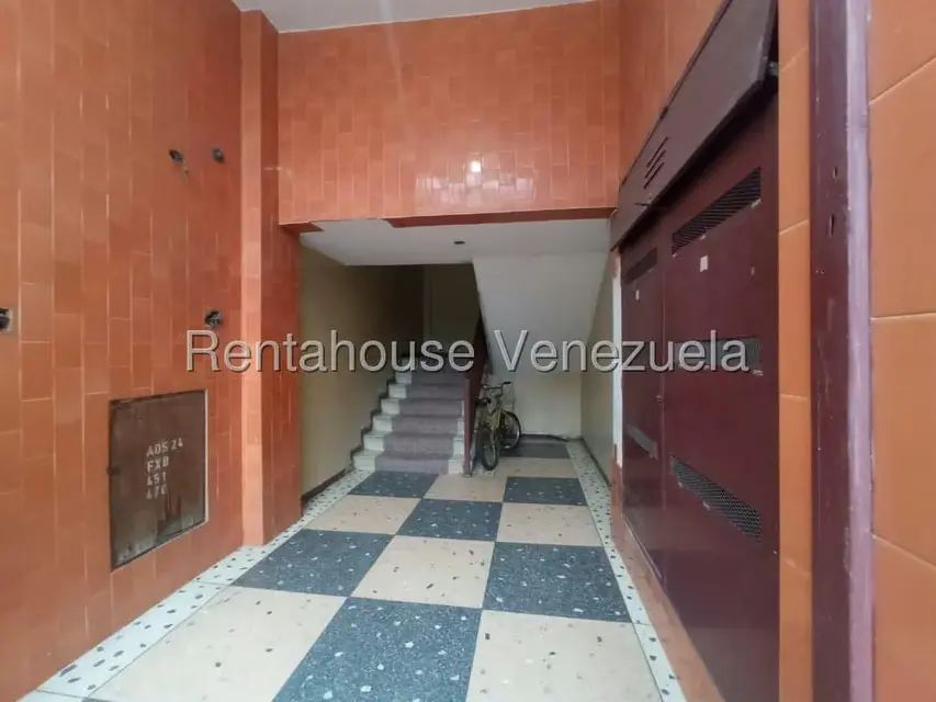 Apartamento (1 Nivel) en Venta en Centro, Carabobo - 27