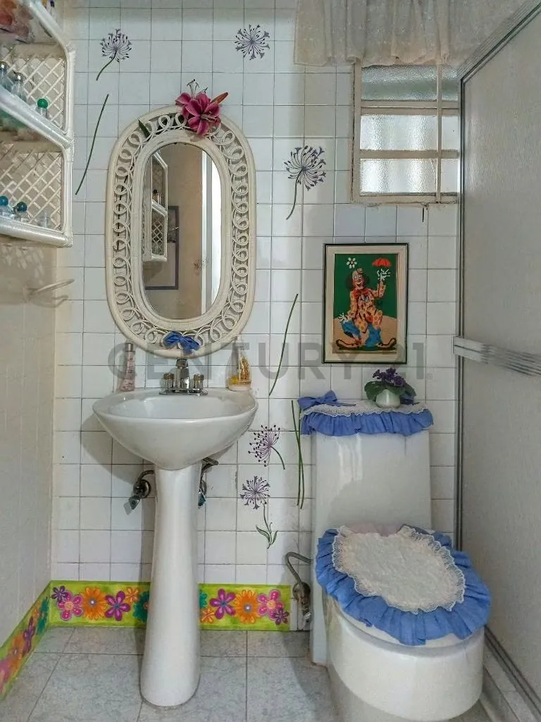 En venta Town House, La Macarena Sur, Los Teques Edo. Miranda - 15