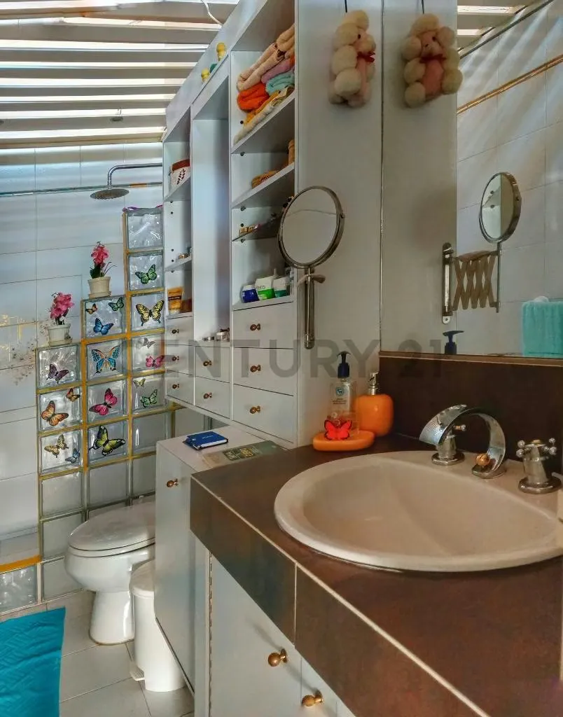 En venta Town House, La Macarena Sur, Los Teques Edo. Miranda - 31