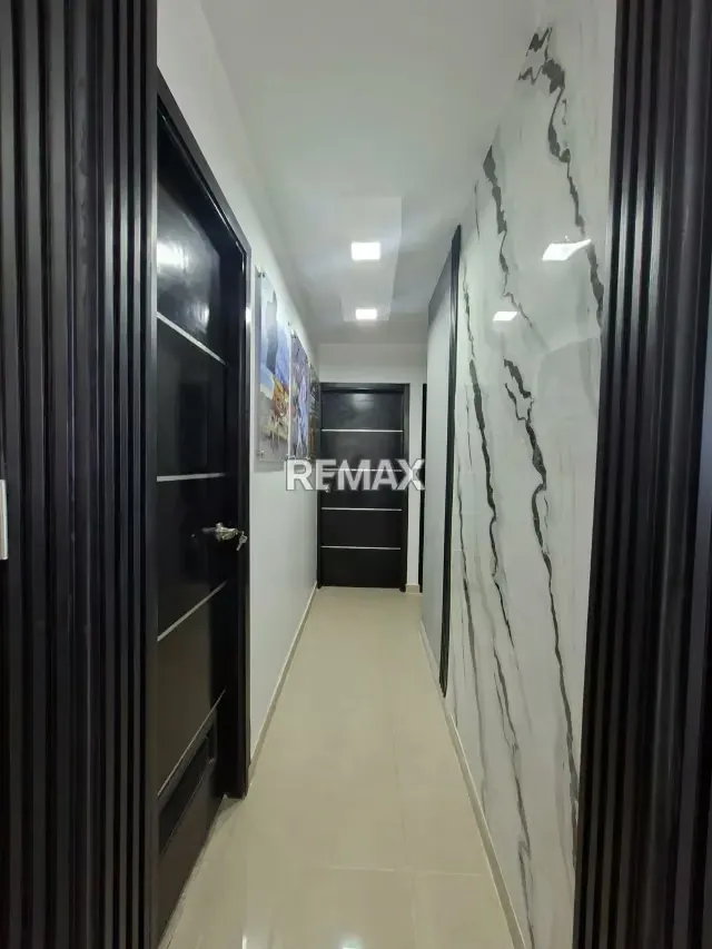 SE VENDE APARTAMENTO ACTUALIZADO, SEMI AMOBLADO PARA ESTRENAR DETRAS DE FARMATODO DE LA CIRCUNVALACION 1 CORREDOR VIAL CECILIO ACOSTA, EL PALMERAL - 12