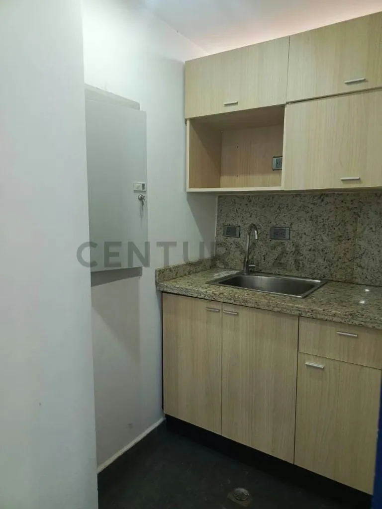 OFICINA EN ALQUILER- C.C. CRISTAL PLAZA - 5