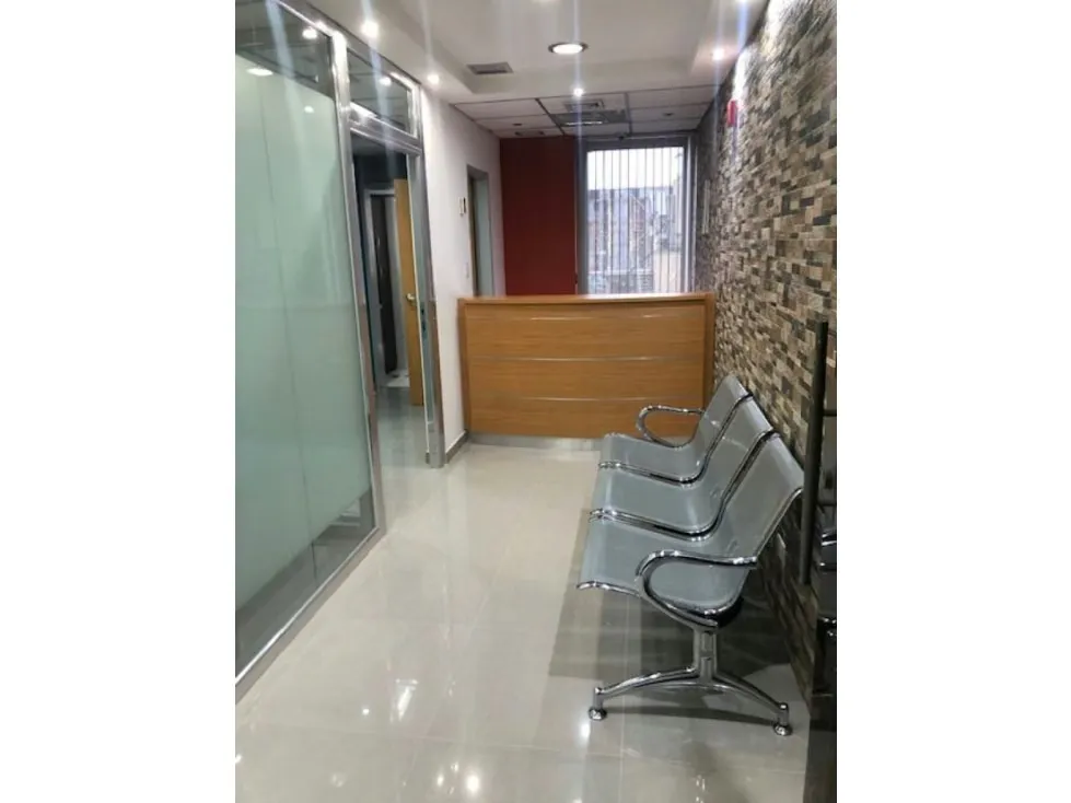 Se ALQ.-OFC.-60m²-remodelada-7P. Trabajo-1B+1Kich.-Cols. Bello Monte