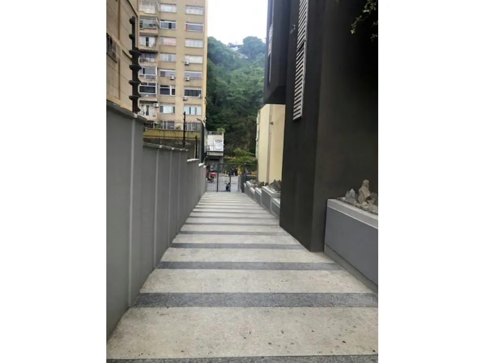 Se ALQ.-OFC.-60m²-remodelada-7P. Trabajo-1B+1Kich.-Cols. Bello Monte - 15