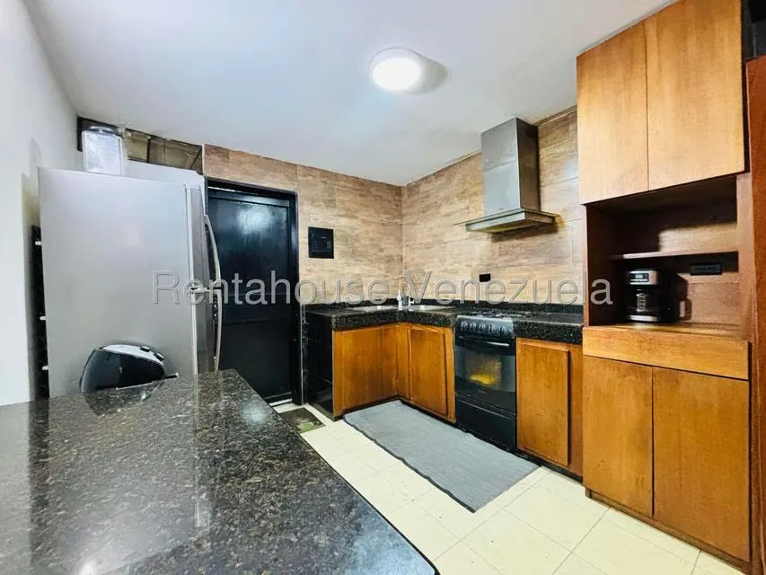 Casa (Duplex) en Venta en Nueva Casarapa, Miranda - 11