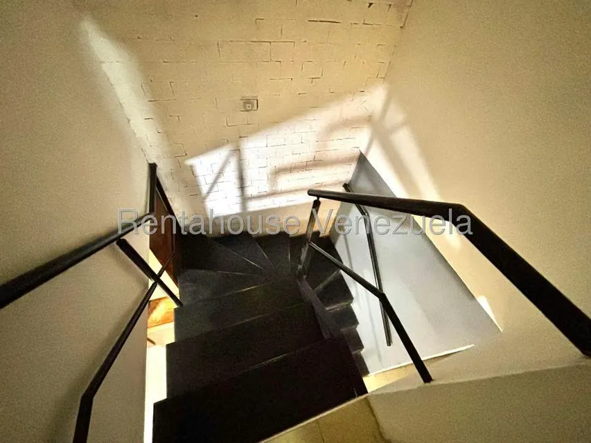 Casa (Duplex) en Venta en Nueva Casarapa, Miranda - 13