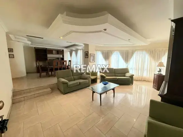 APARTAMENTO EN VENTA EN CIUDAD OJEDA, A Escasos metros del Casco Central. Tu Hogar en las Alturas. Esta Propiedad te brinda. Confort y Seguridad