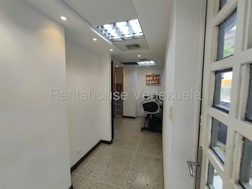 Local Comercial en Venta en Parroquia Santa Rosalia, Distrito Metropolitano - 2