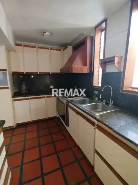 Venta de Casa en la Urb. Colinas de la California, Sucre - 5