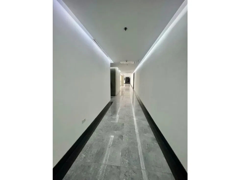 Se vende o Alquila oficina 230m2 Los Naranjos 8044 - 15
