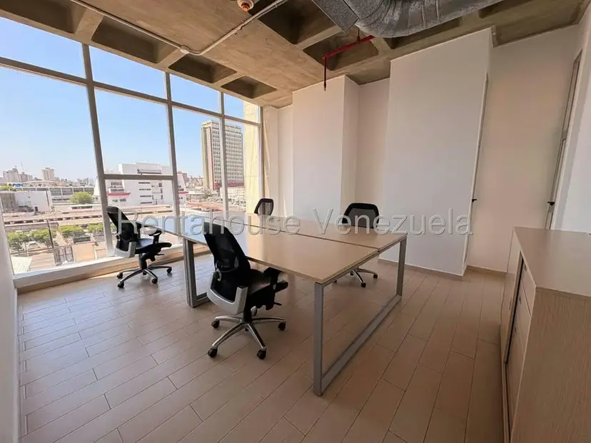 Comercial (Oficina) en Alquiler en 5 de Julio, Zulia