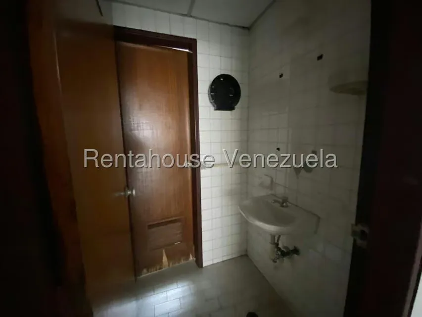 Edificio en Venta en Parroquia Catedral, Distrito Metropolitano - 14