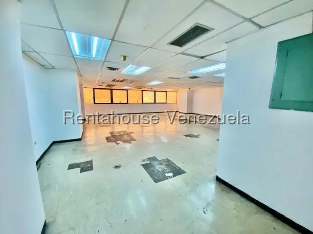 Edificio en Venta en Parroquia Catedral, Distrito Metropolitano - 6