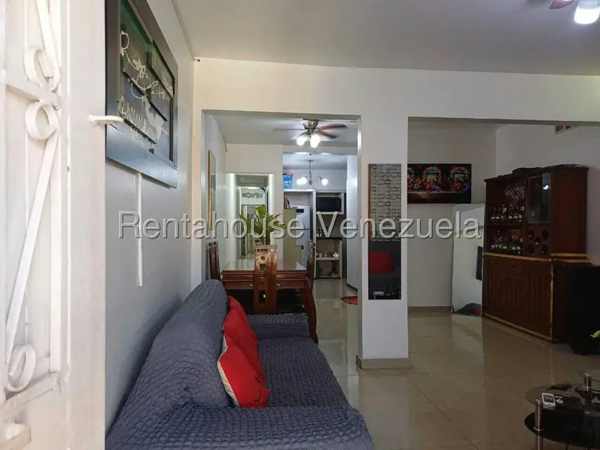 Casa (1 Nivel) en Venta en Catia, Distrito Metropolitano - 15