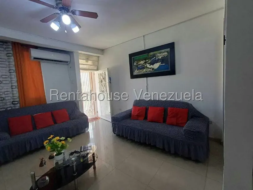 Casa (1 Nivel) en Venta en Catia, Distrito Metropolitano - 22