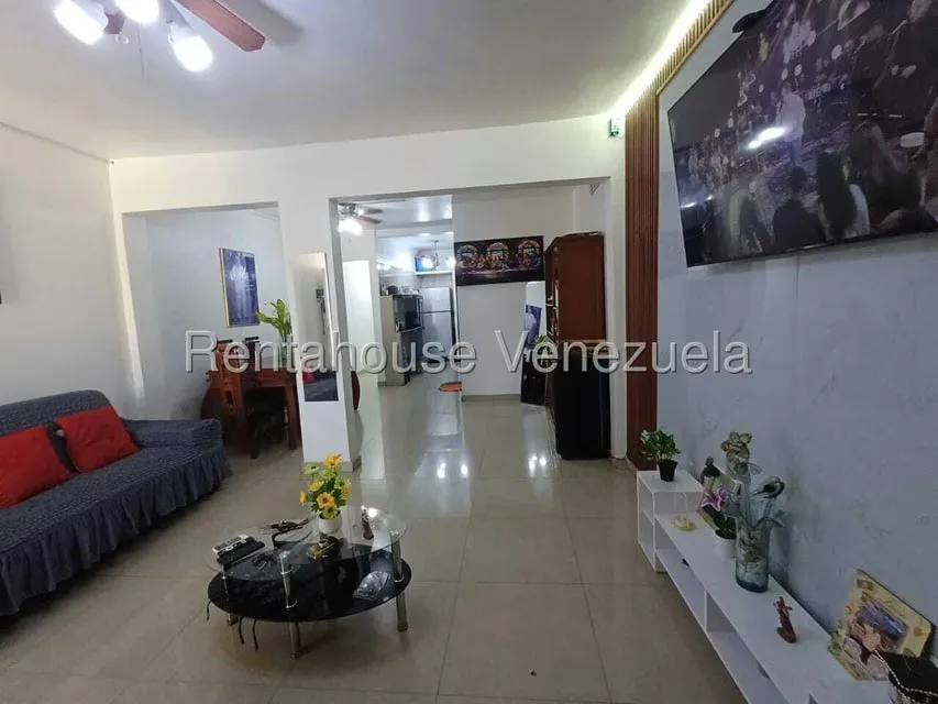 Casa (1 Nivel) en Venta en Catia, Distrito Metropolitano - 25