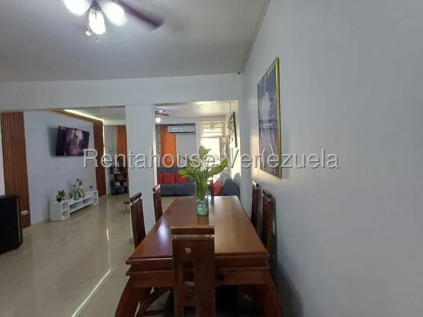 Casa (1 Nivel) en Venta en Catia, Distrito Metropolitano - 27