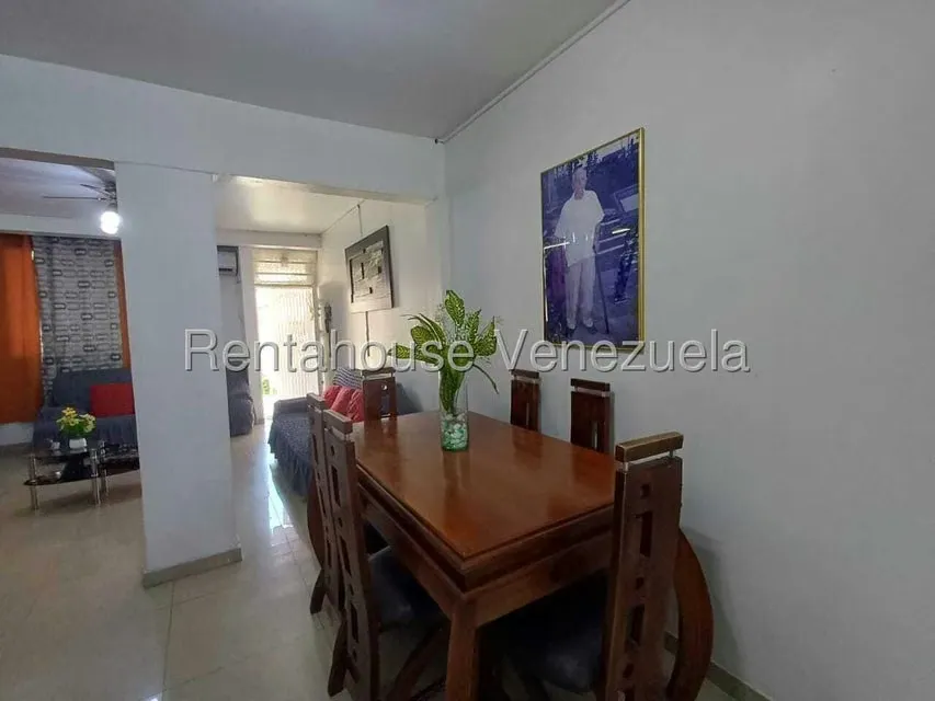 Casa (1 Nivel) en Venta en Catia, Distrito Metropolitano - 35