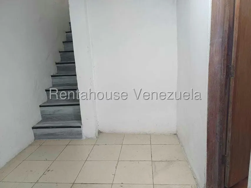 Casa (1 Nivel) en Venta en Catia, Distrito Metropolitano - 54