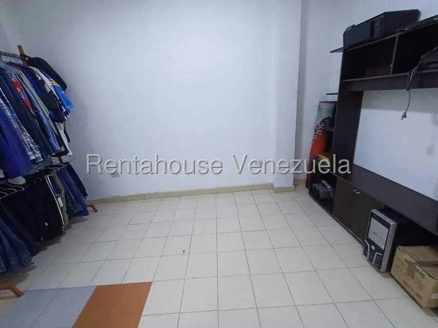 Casa (1 Nivel) en Venta en Catia, Distrito Metropolitano - 74