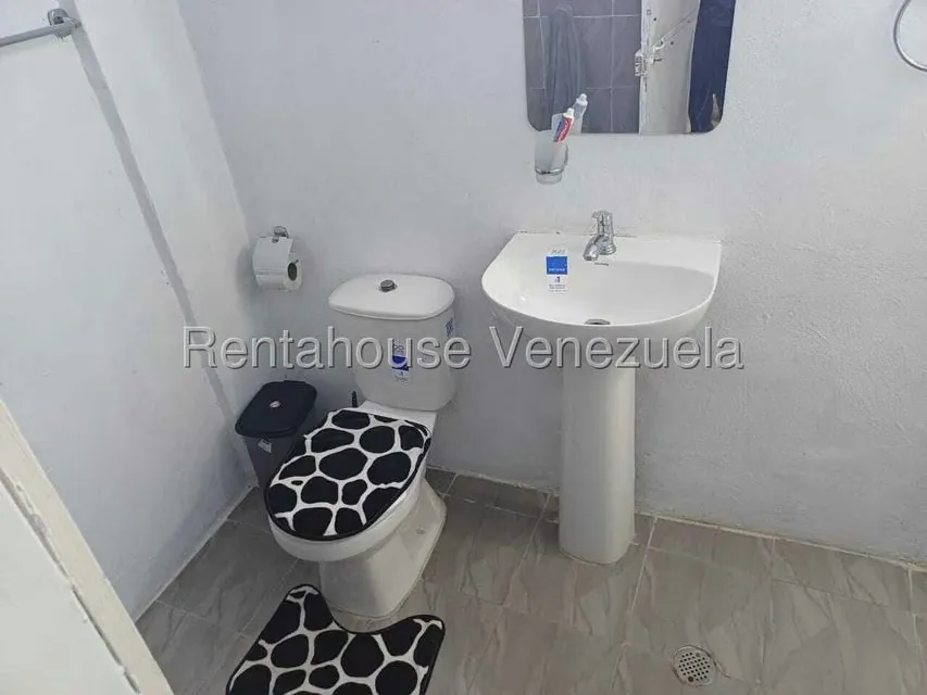Casa (1 Nivel) en Venta en Catia, Distrito Metropolitano - 79
