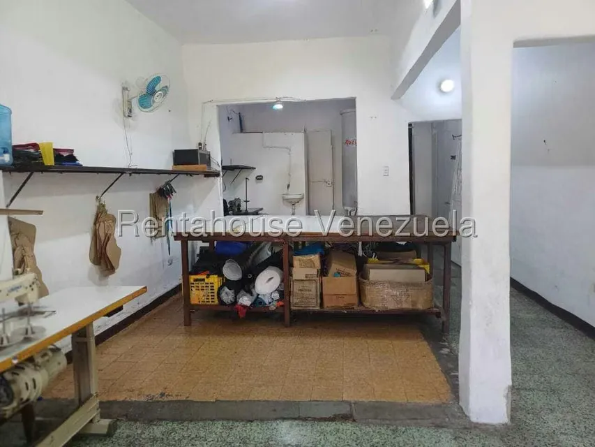 Casa (1 Nivel) en Venta en Catia, Distrito Metropolitano - 8