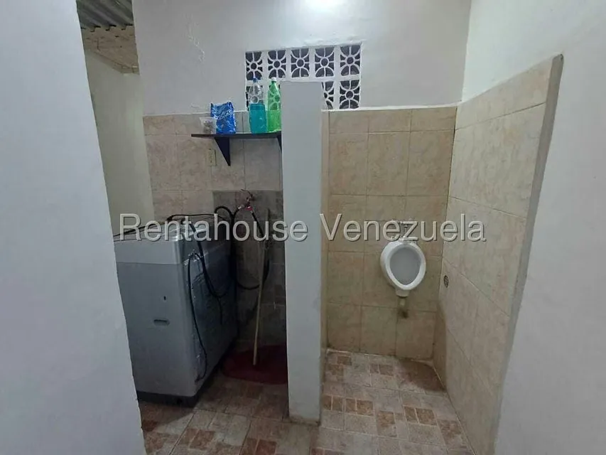 Casa (1 Nivel) en Venta en Catia, Distrito Metropolitano - 85