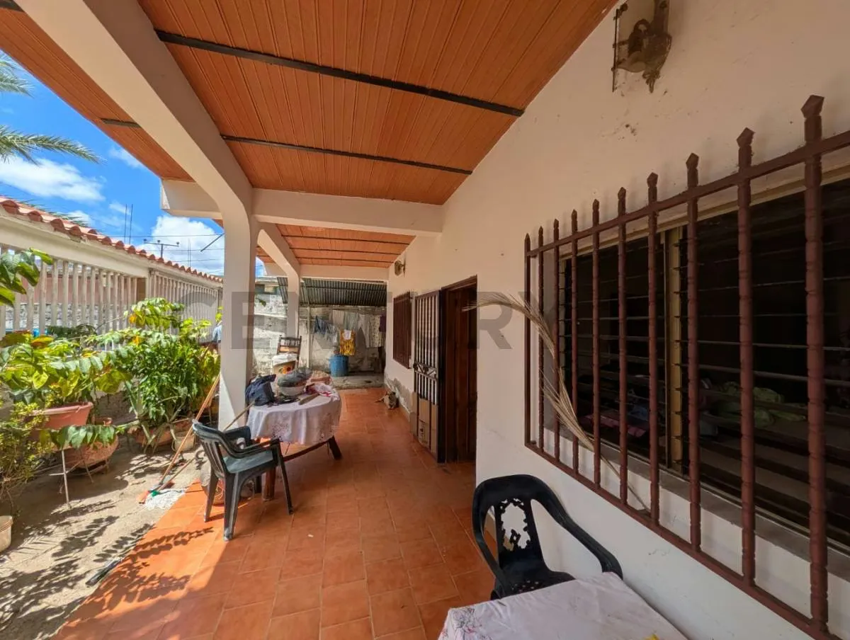 Casa Duplex via principal San Juan Municipio Diaz - 29