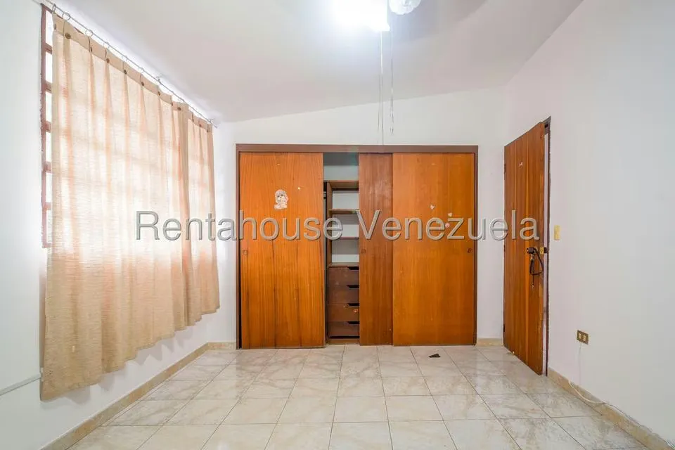 Casa (Duplex) en Venta en Santa Fe Norte, Distrito Metropolitano - 16