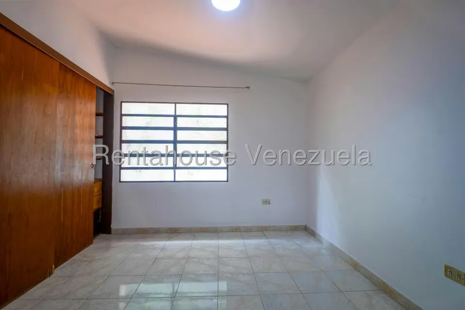 Casa (Duplex) en Venta en Santa Fe Norte, Distrito Metropolitano - 18