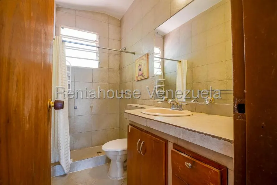 Casa (Duplex) en Venta en Santa Fe Norte, Distrito Metropolitano - 21