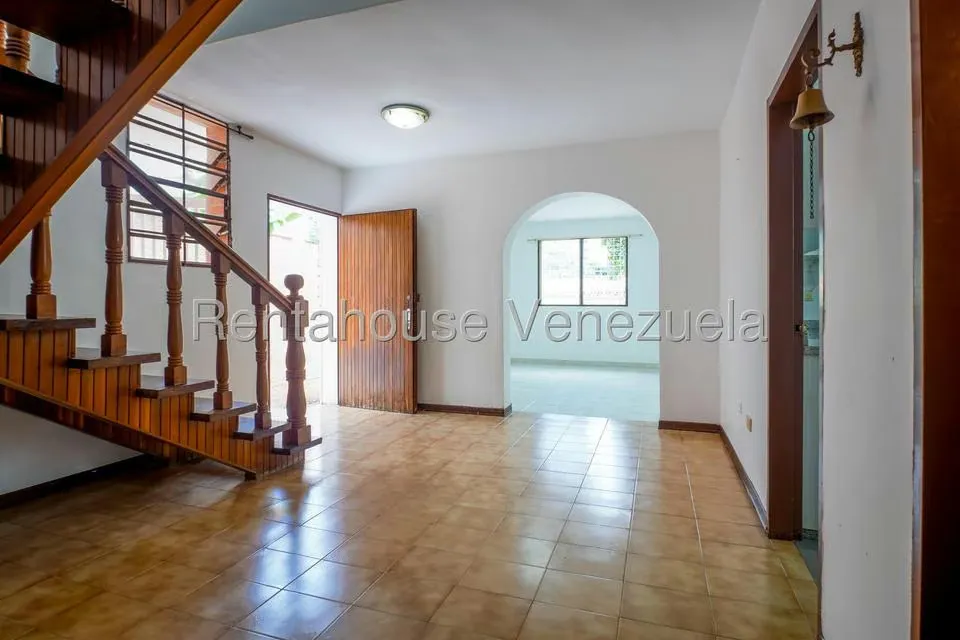 Casa (Duplex) en Venta en Santa Fe Norte, Distrito Metropolitano - 4